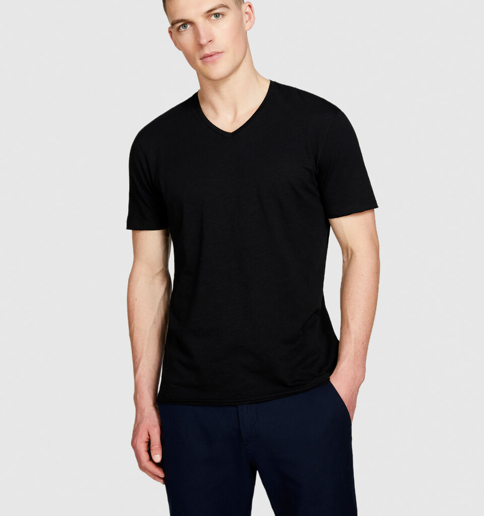 Slim fit t-shirt - men's short sleeve t-shirts - Black | Sisley image number 4